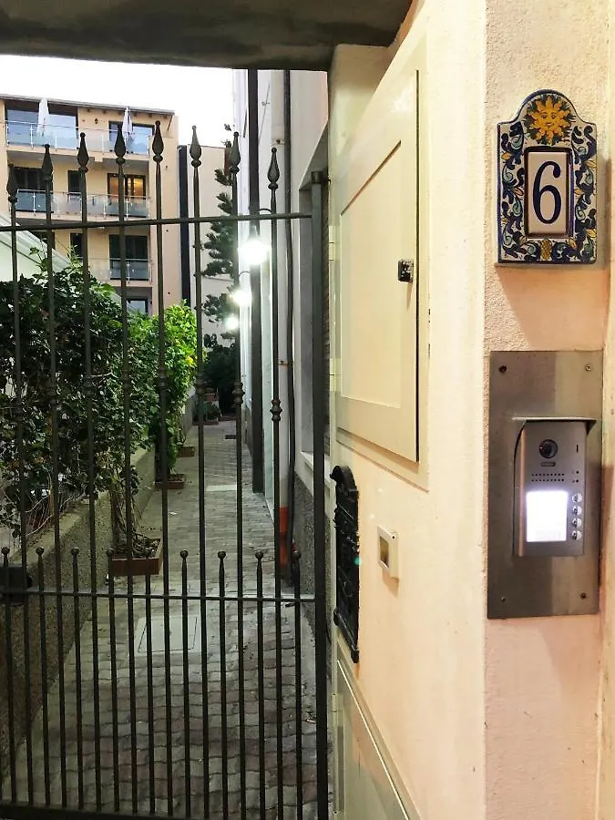 La Terrazza Degli Artisti Apartment Capo d'Orlando